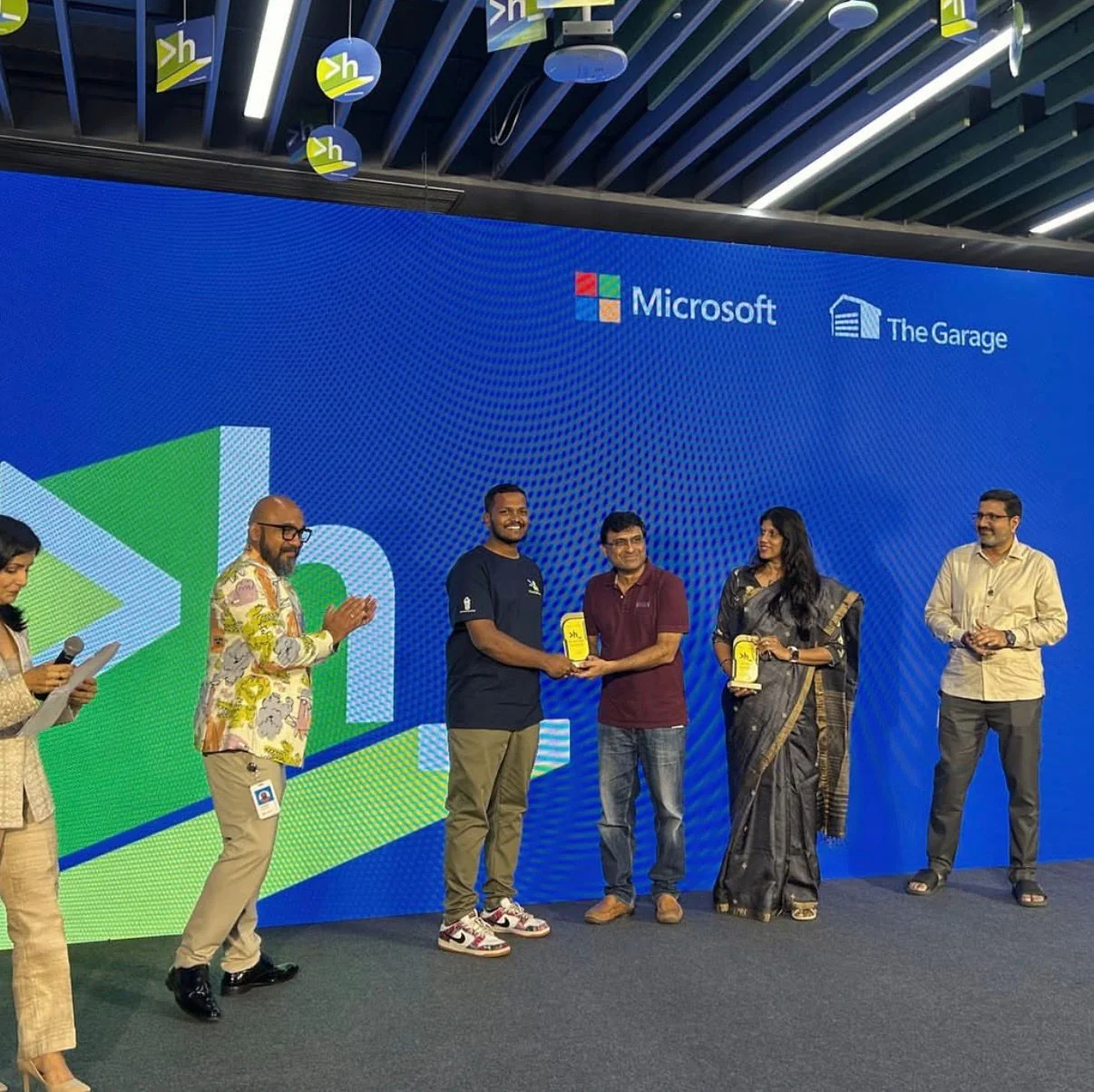 Award presented at Microsoft for Best Art Installations by the leadership team